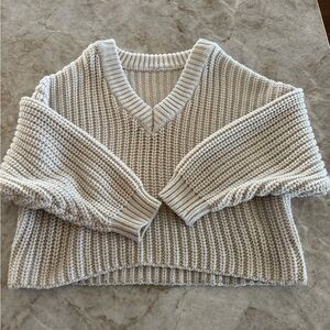 Topshop Cream V-Neck Knit Sweater